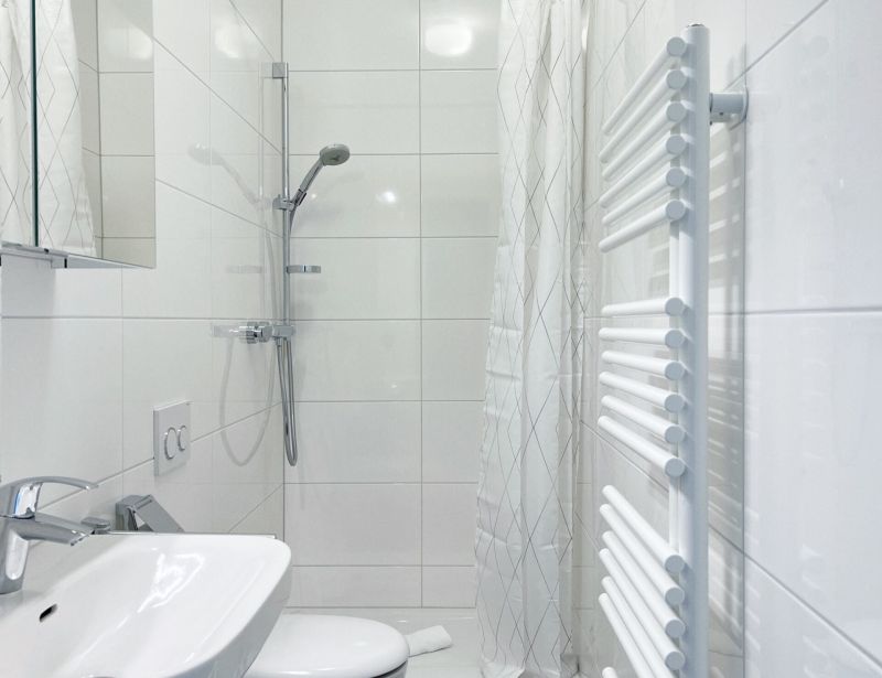 Modernes Bad mit hoher Raumökonomie
